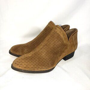 Vince Camuto perforated leather ankle boot SZ11 NEW